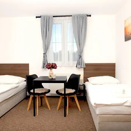 酒店 Wellness Valnovka Kamenice (Prague-East)