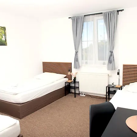酒店 Wellness Valnovka Kamenice (Prague-East)